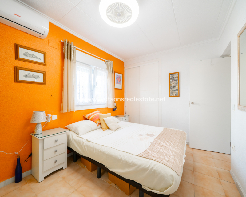 Revente - Vrijstaande Villa - Urb. La Marina