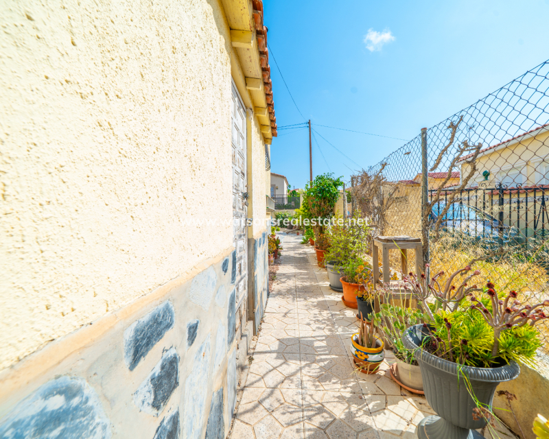 Revente - Vrijstaande Villa - Urb. La Marina