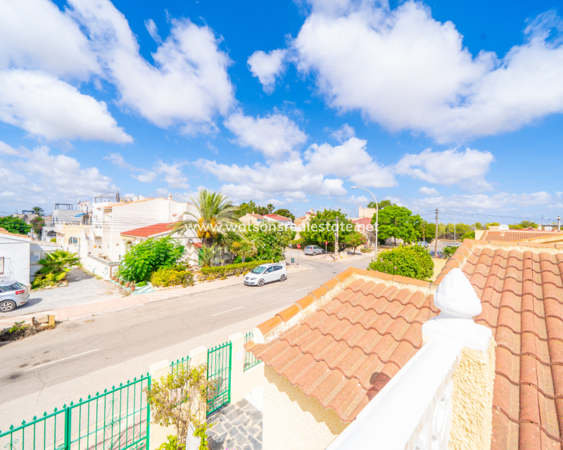 Revente - Vrijstaande Villa - Urb. La Marina