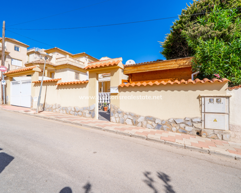 Revente - Vrijstaande Villa - Urb. La Marina