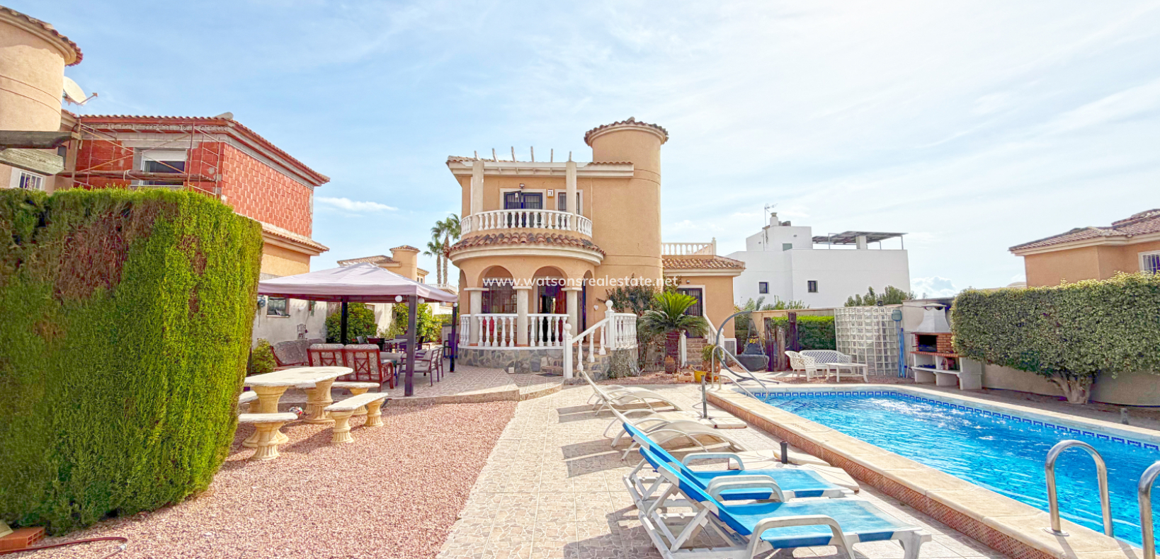 Revente - Vrijstaande Villa - Urb. La Marina