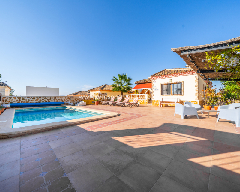 Revente - Vrijstaande Villa - Urb. La Marina