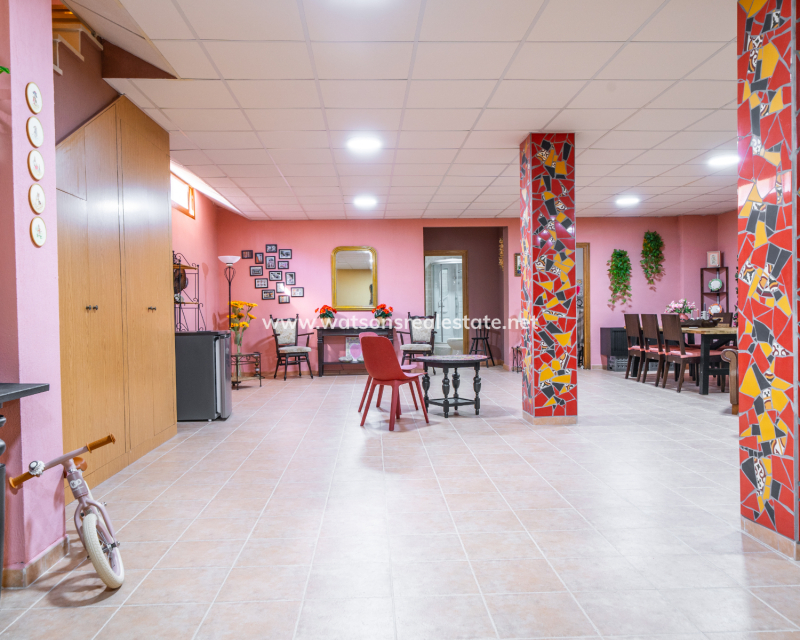 Revente - Vrijstaande Villa - Urb. La Marina