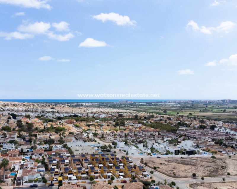 Revente - Vrijstaande Villa - Urb. La Marina