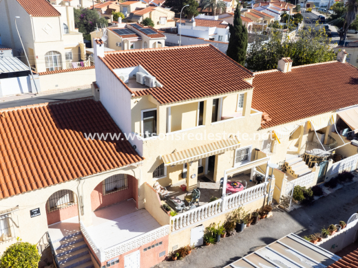 Rijhuis - Revente - Urb. La Marina - Urb. La Marina