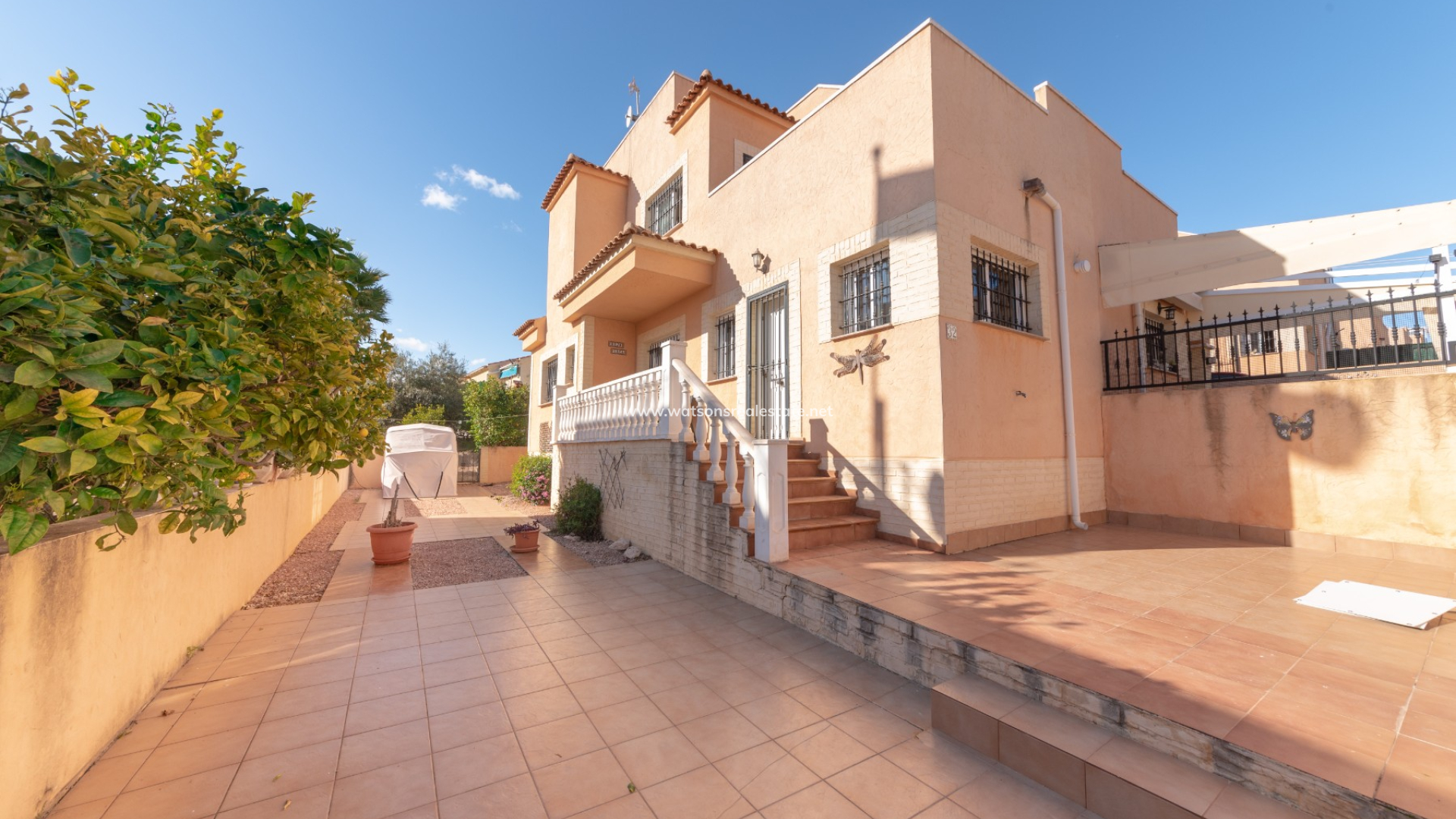 Semi-Detached - Resale - Urb. La Marina - 5057