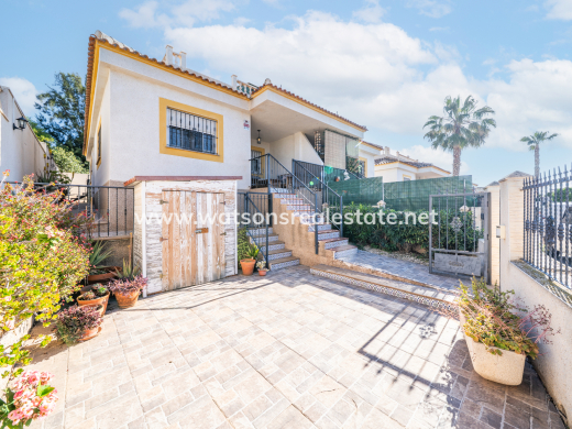 Semi-Detached · Resale · Urb. La Marina · Urb. La Marina
