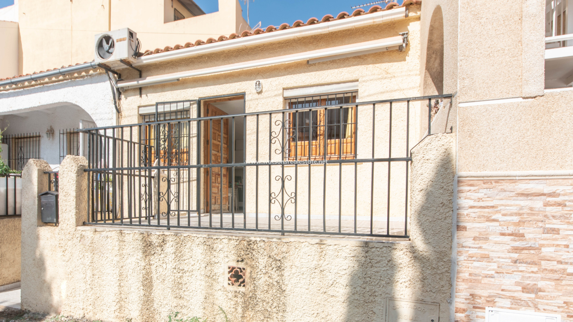 Terraced - Resale - Urb. La Marina - 5476