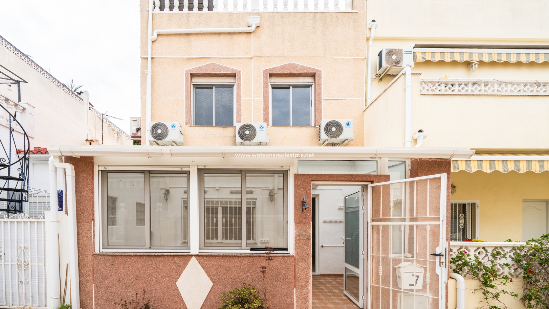 Terraced - Resale - Urb. La Marina - 5674