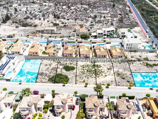 Terrain · Revente · Urb. La Marina · Urb. La Marina