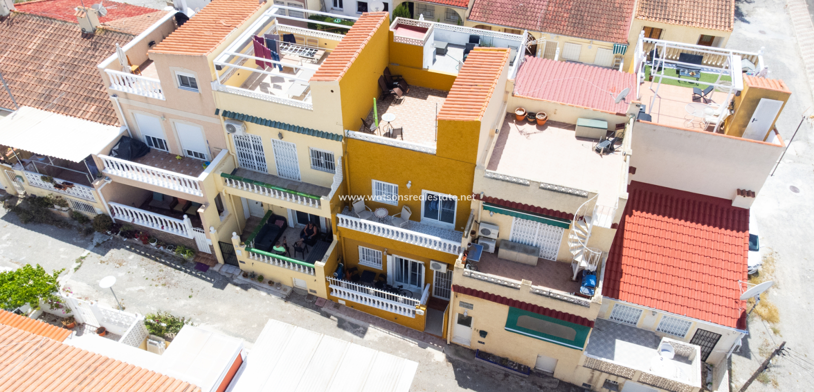 Tussenwoning te koop in La Marina