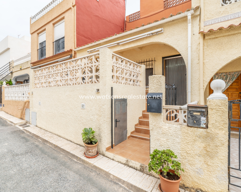 Venta - Adosado - Urb. La Marina