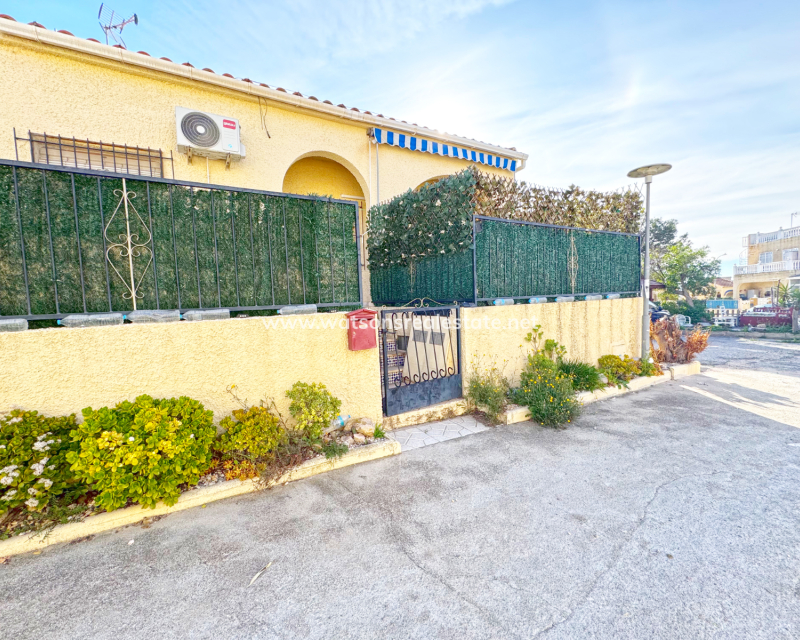 Venta - Adosado - Urb. La Marina