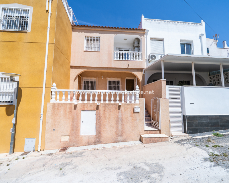 Venta - Adosado - Urb. La Marina