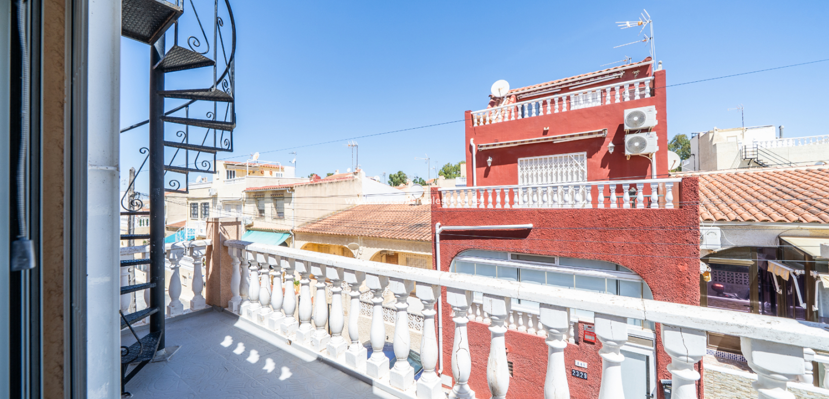 Venta - Adosado - Urb. La Marina