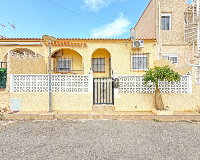 Venta - Adosado - Urb. La Marina