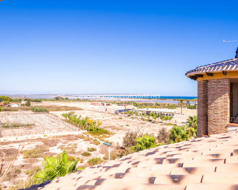 Venta - Apartmento - El Pinet Beach