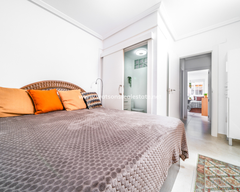 Venta - Apartmento - El Pinet Beach