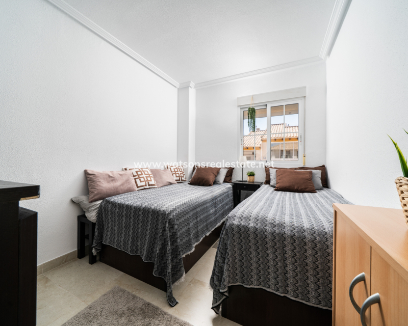 Venta - Apartmento - El Pinet Beach