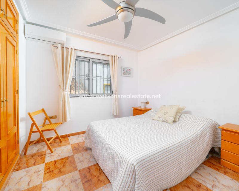 Venta - Apartmento - El Pinet Beach