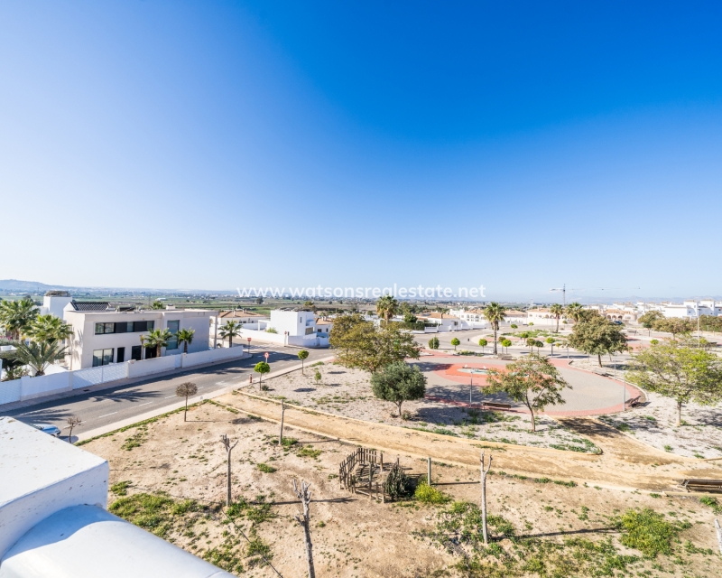 Venta - Apartmento - Urb. La Marina