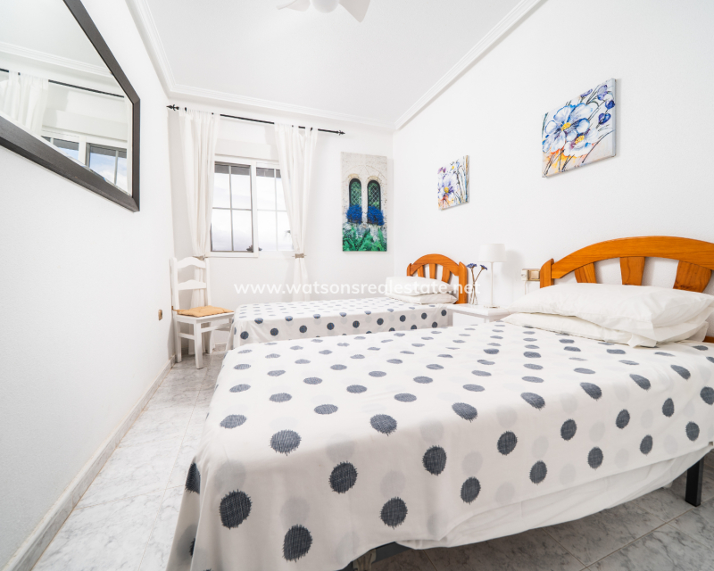 Venta - Apartmento - Urb. La Marina