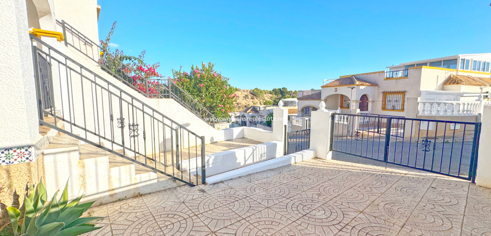 Venta - Apartmento - Urb. La Marina