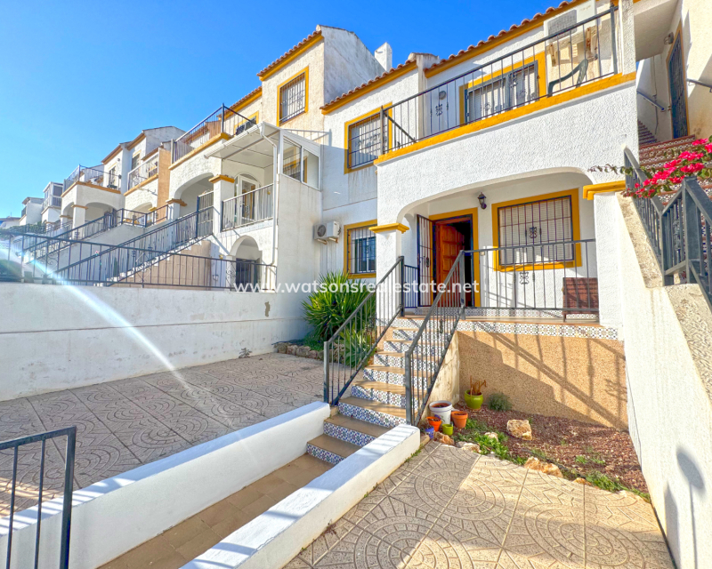 Venta - Apartmento - Urb. La Marina