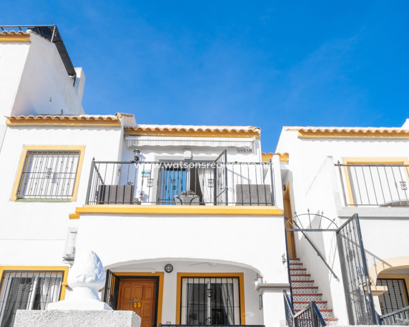 Venta - Apartmento - Urb. La Marina