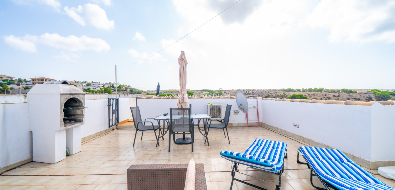 Venta - Apartmento - Urb. La Marina