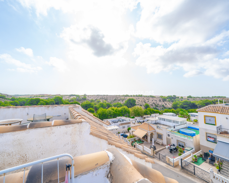 Venta - Apartmento - Urb. La Marina