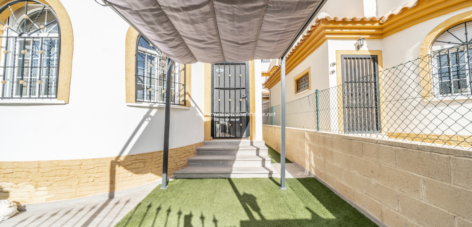 Venta - Chalet Independiente - Urb. El Oasis - La Marina