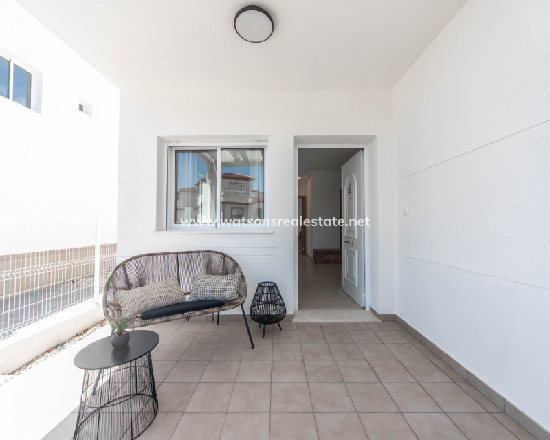 Venta - Chalet Independiente - Urb. El Oasis - La Marina