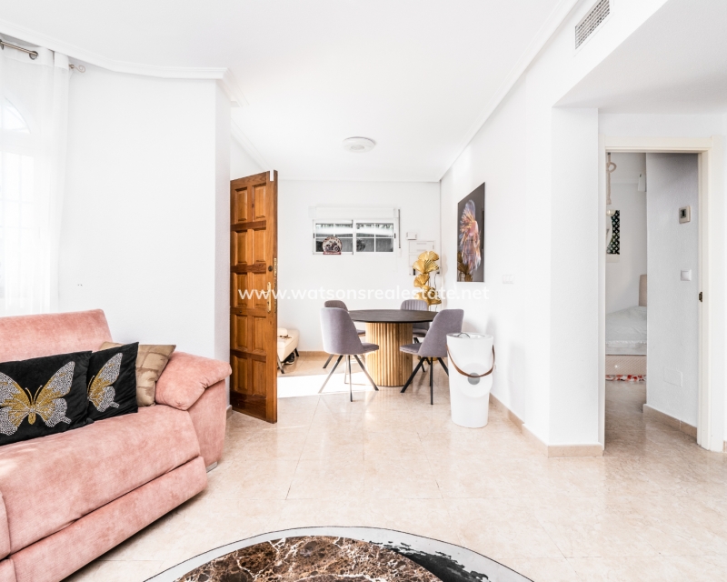 Venta - Chalet Independiente - Urb. El Oasis - La Marina