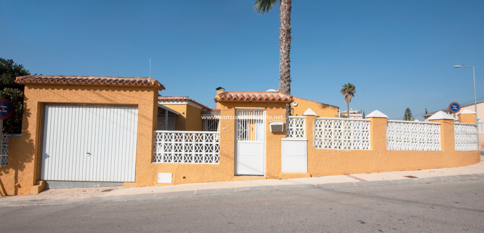 Venta - Chalet Independiente - Urb. El Oasis - La Marina
