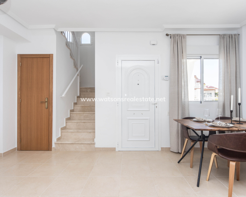 Venta - Chalet Independiente - Urb. El Oasis - La Marina