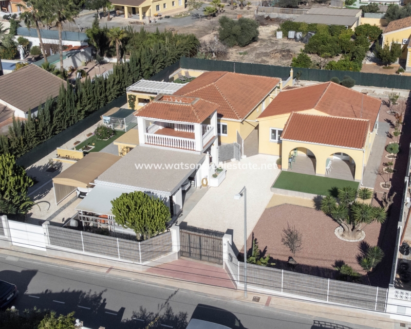 Venta - Chalet Independiente - Urb. El Oasis - La Marina