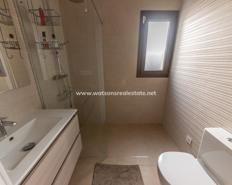 Venta - Chalet Independiente - Urb. El Oasis - La Marina