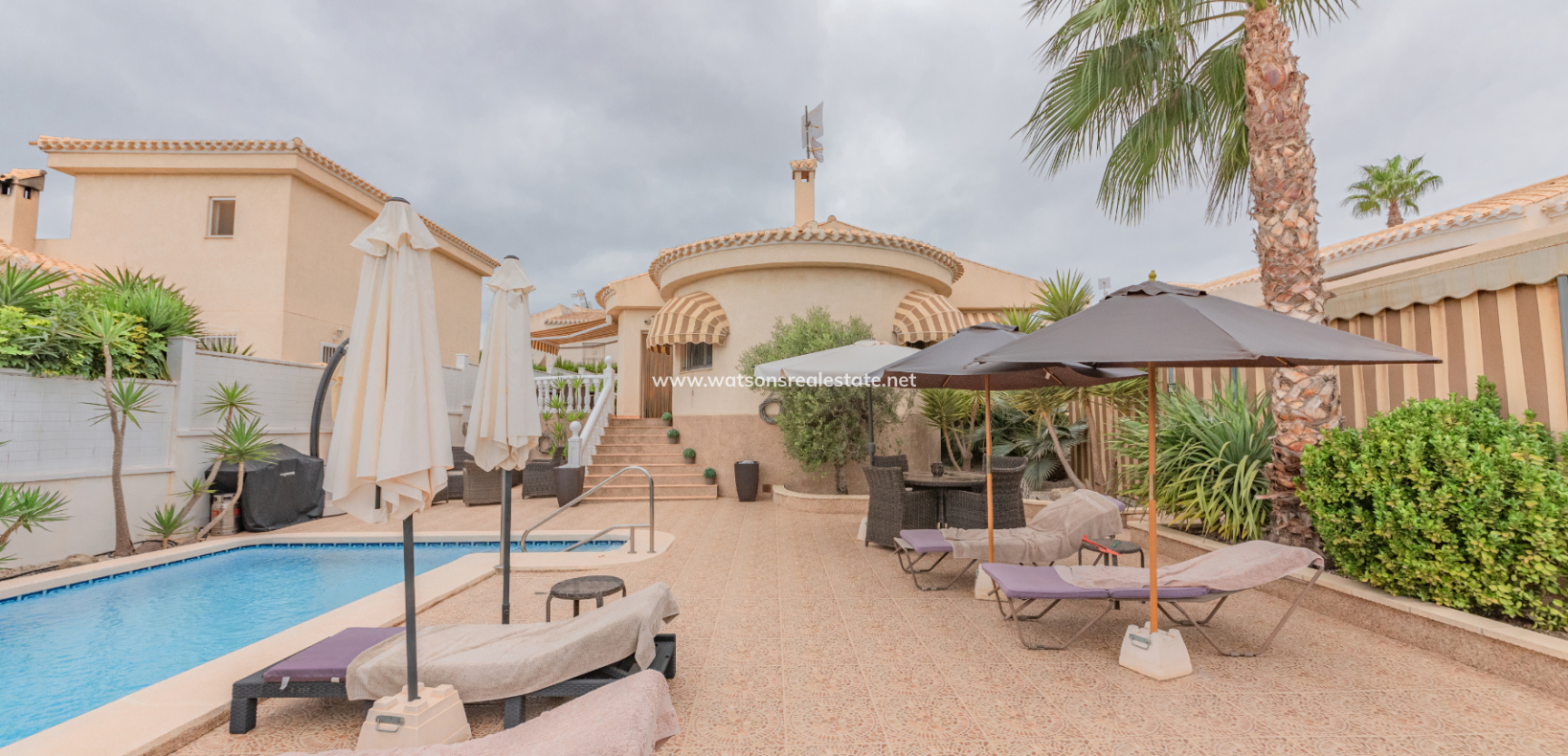 Venta - Chalet Independiente - Urb. La Marina