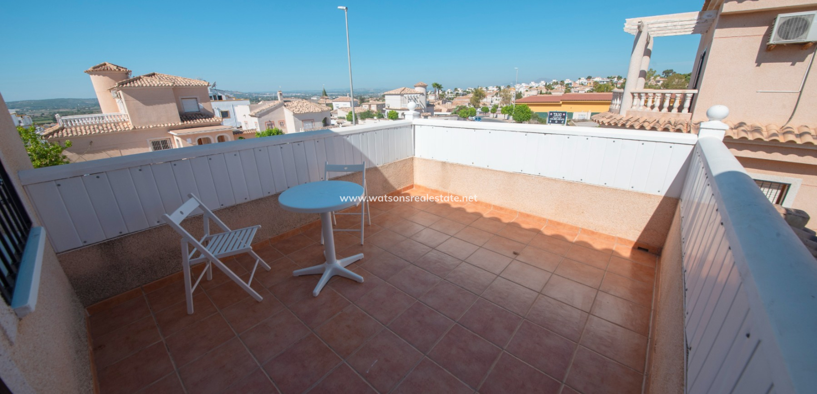 Venta - Chalet Independiente - Urb. La Marina