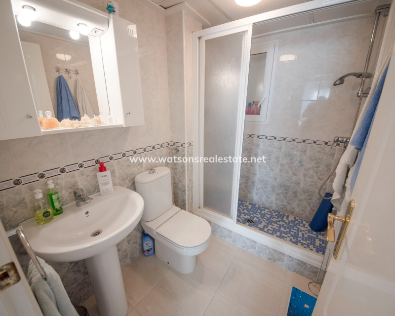 Venta - Chalet Independiente - Urb. La Marina