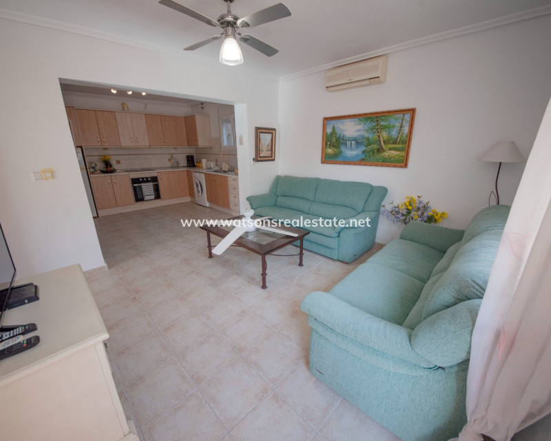 Venta - Chalet Independiente - Urb. La Marina