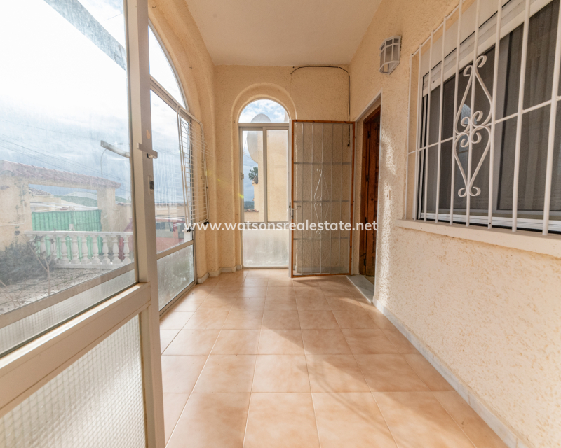 Venta - Chalet Independiente - Urb. La Marina