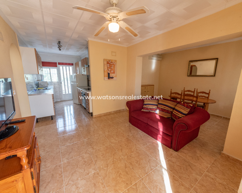 Venta - Chalet Independiente - Urb. La Marina
