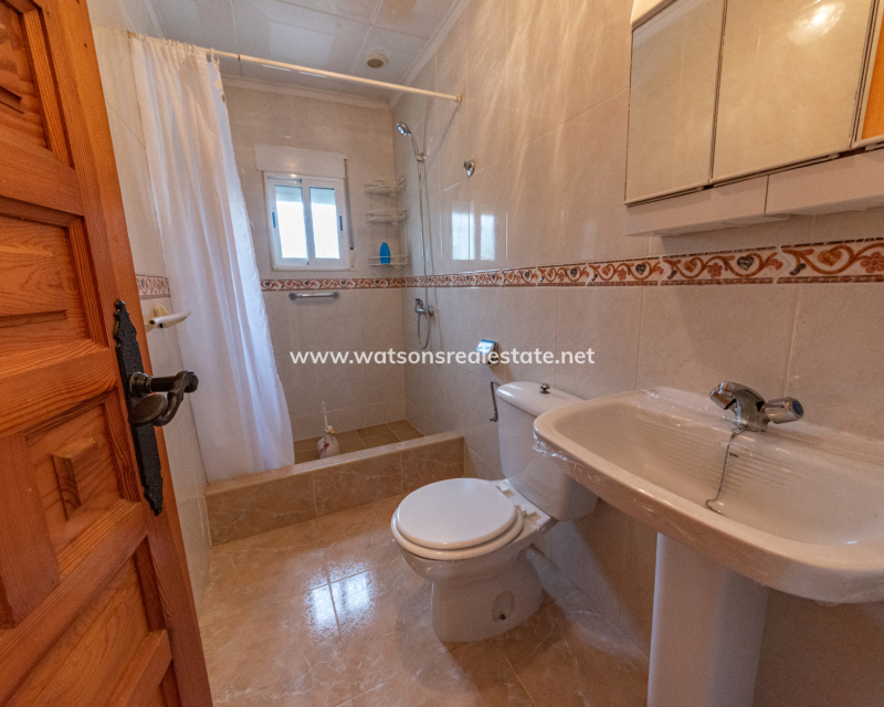 Venta - Chalet Independiente - Urb. La Marina