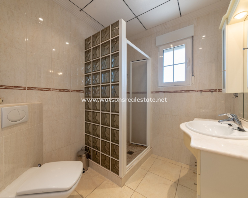 Venta - Chalet Independiente - Urb. La Marina