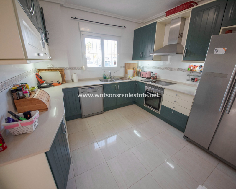Venta - Chalet Independiente - Urb. La Marina