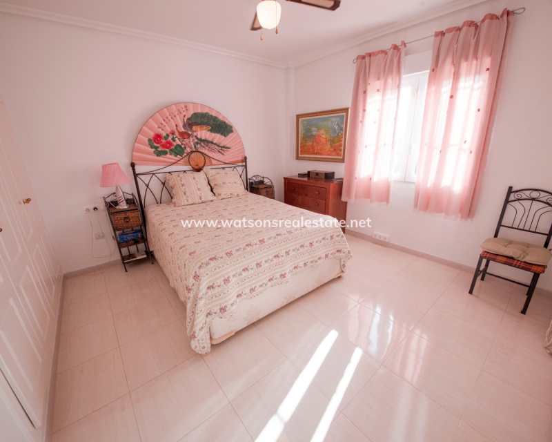 Venta - Chalet Independiente - Urb. La Marina