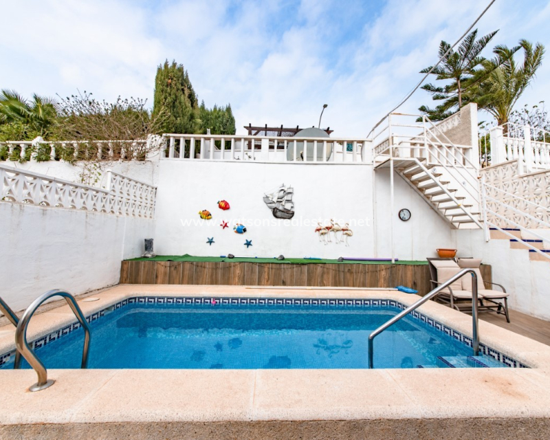 Venta - Chalet Independiente - Urb. La Marina