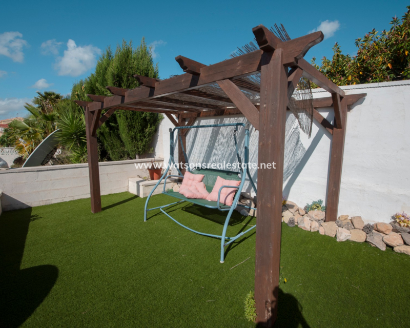 Venta - Chalet Independiente - Urb. La Marina